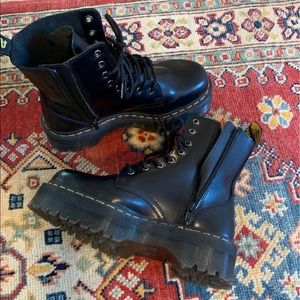 Dr martens Jadon platform boots